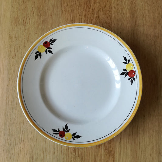 Plat sur pied à décor de pommes, Moulin des Loups & Hamage Nord
