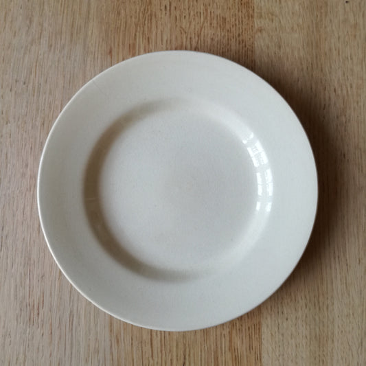 Petite assiette beige, Gien