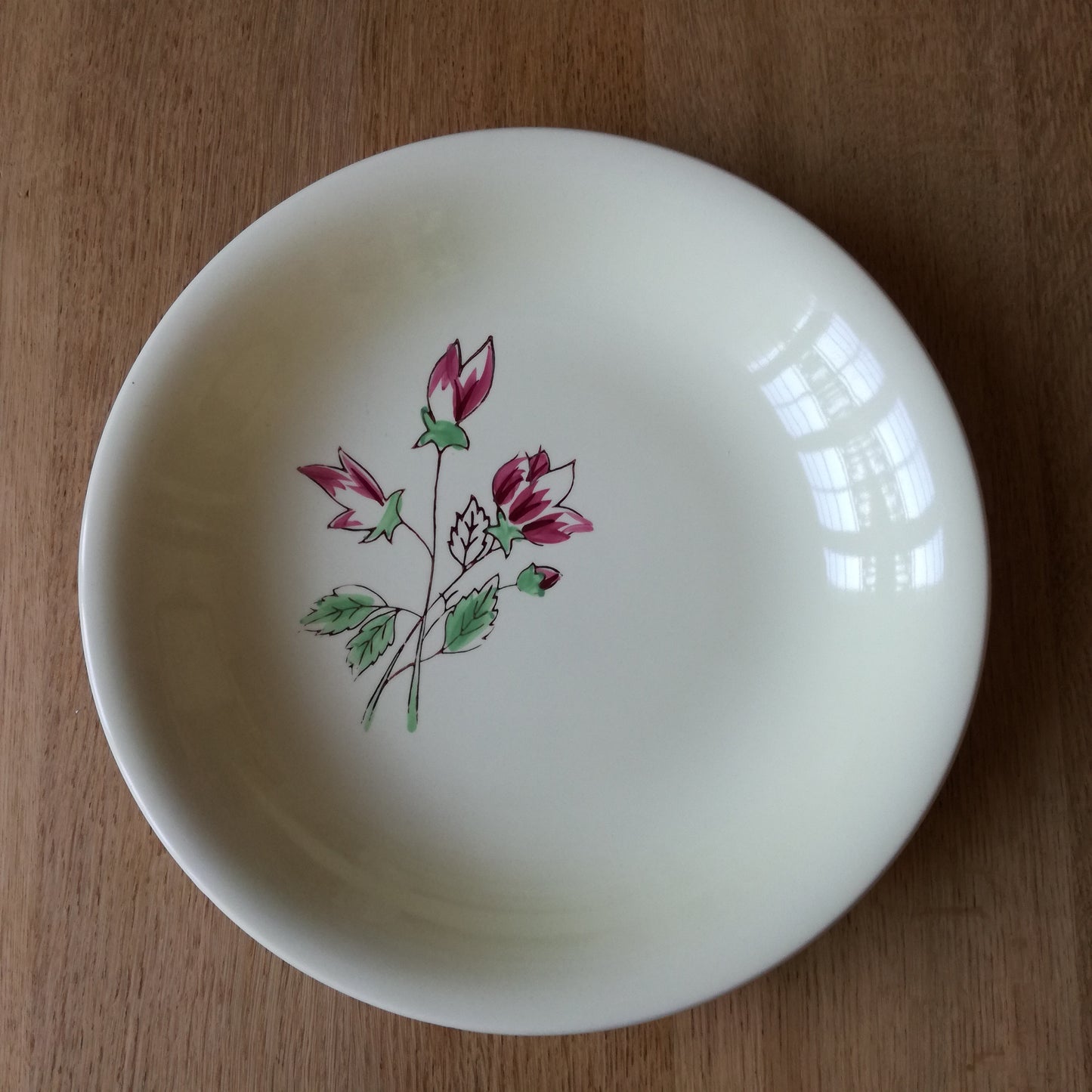 Grand plat creux, modèle "Rose Éric", Salins