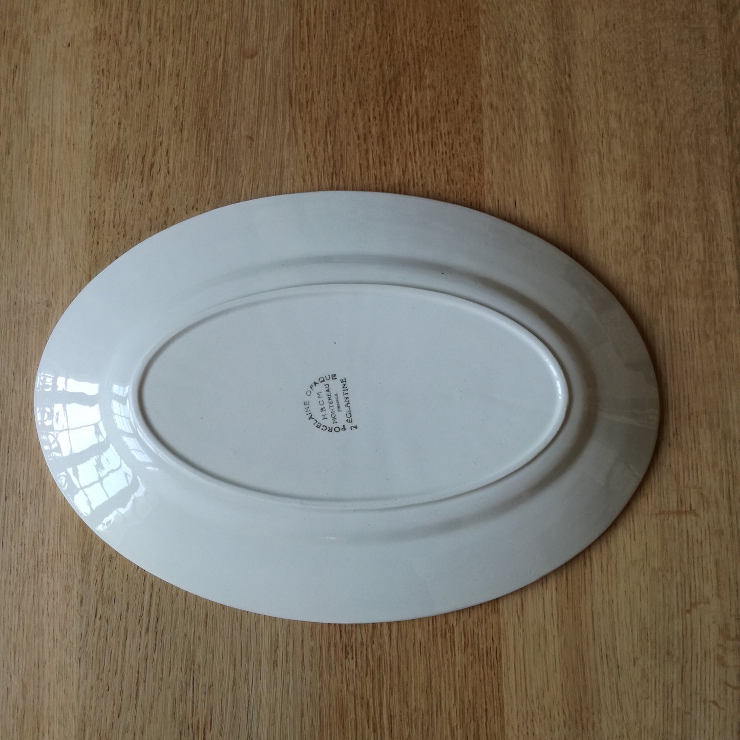 Grand plat ovale, modèle "Églantine", HBCM