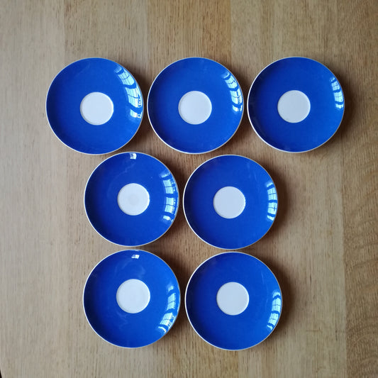 7 soucoupes bleu roi, modèle "Zürich", Villeroy & Boch