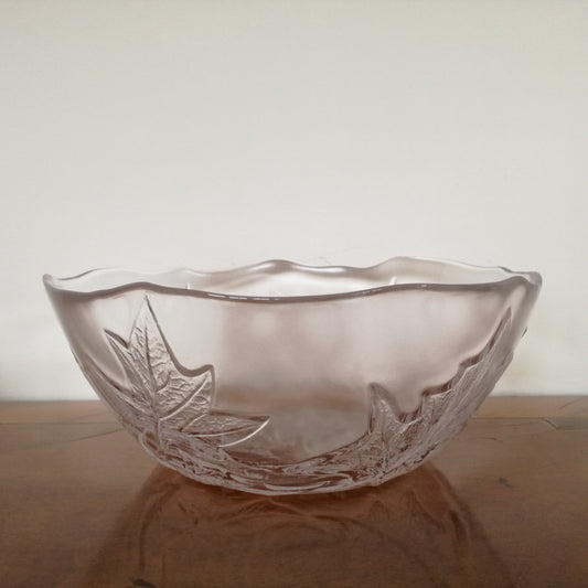Saladier en verre trempé à décor de feuilles d'érable