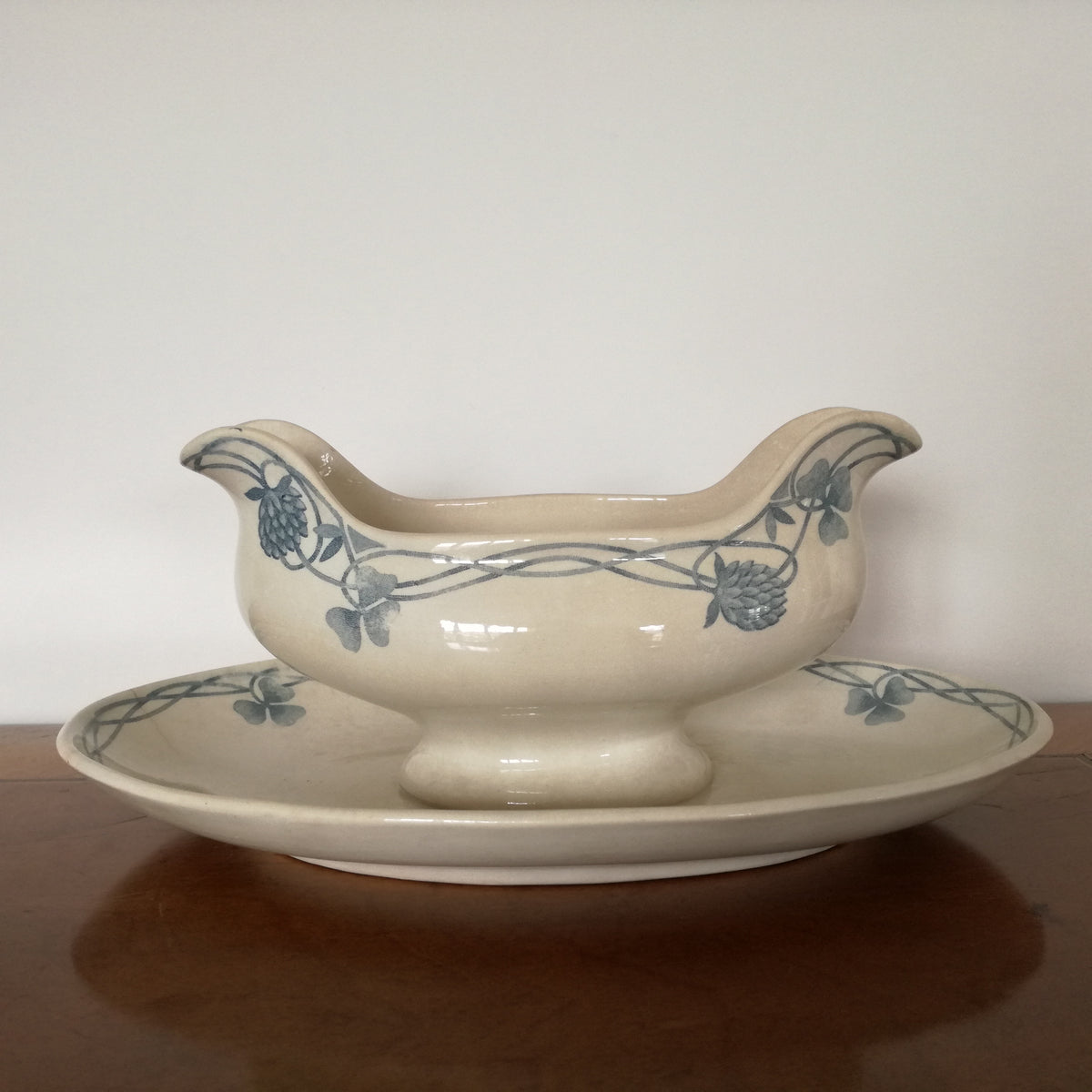Saucière, modèle "Trèfle", U & C Sarreguemines