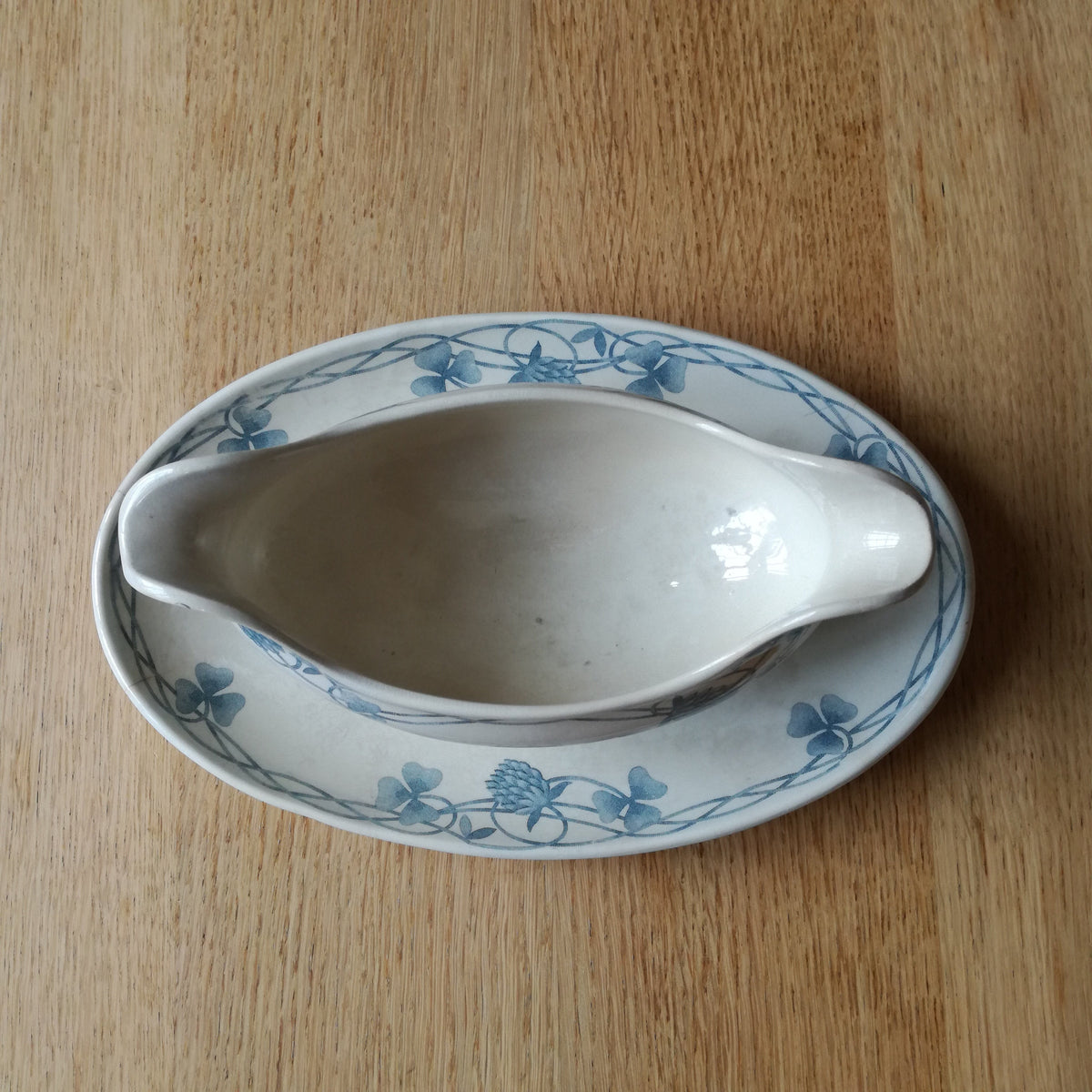 Saucière, modèle "Trèfle", U & C Sarreguemines