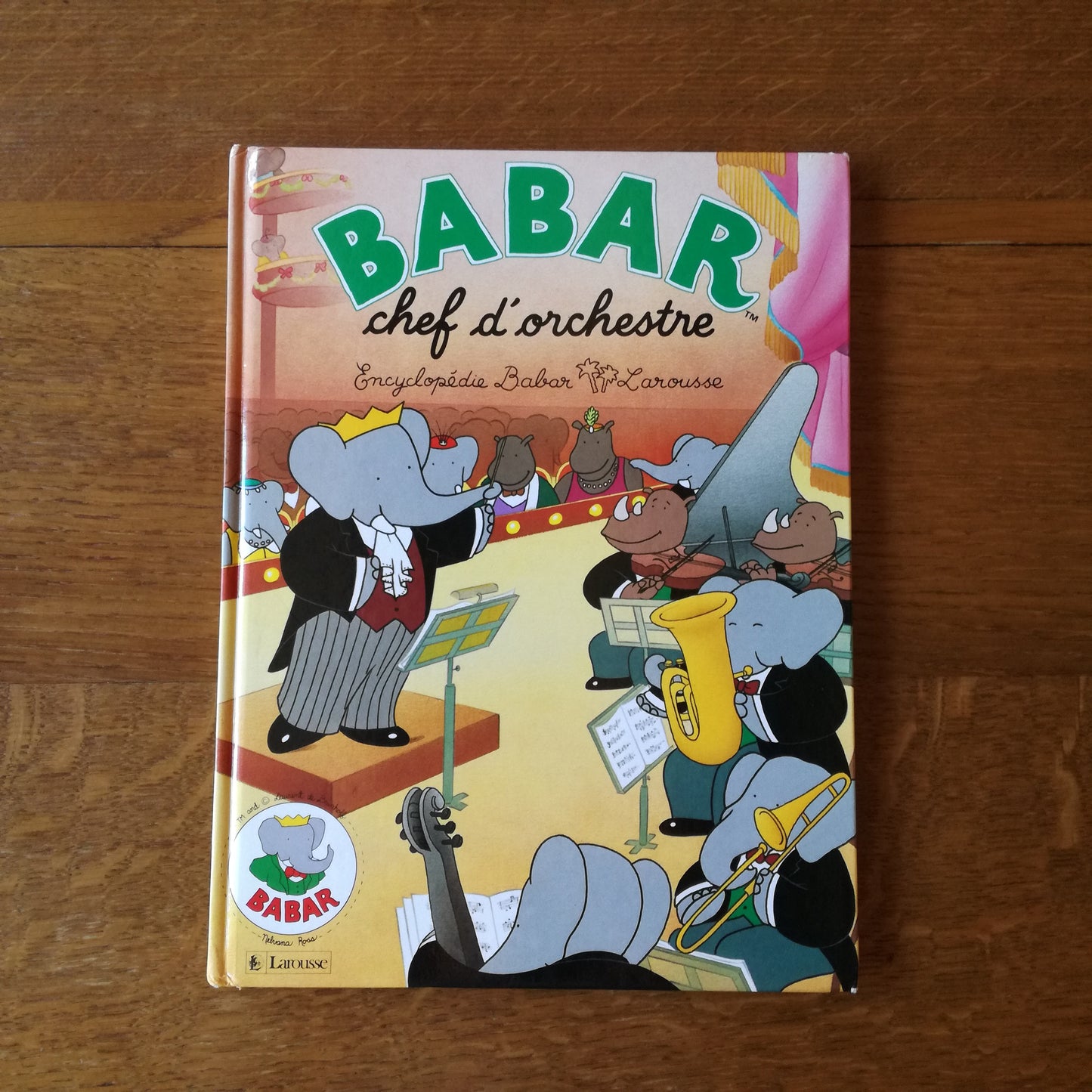 Babar chef d'orchestre, Encyclopédie Babar - Larousse, 1994