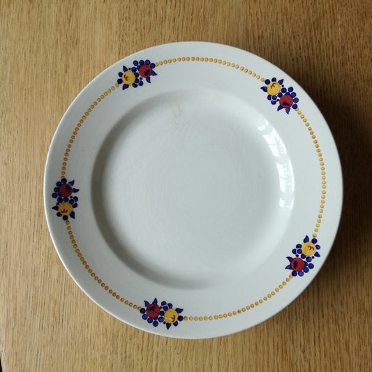 Plat sur pied ou biscuitier en faïence à décor de fruits Villeroy & Boch
