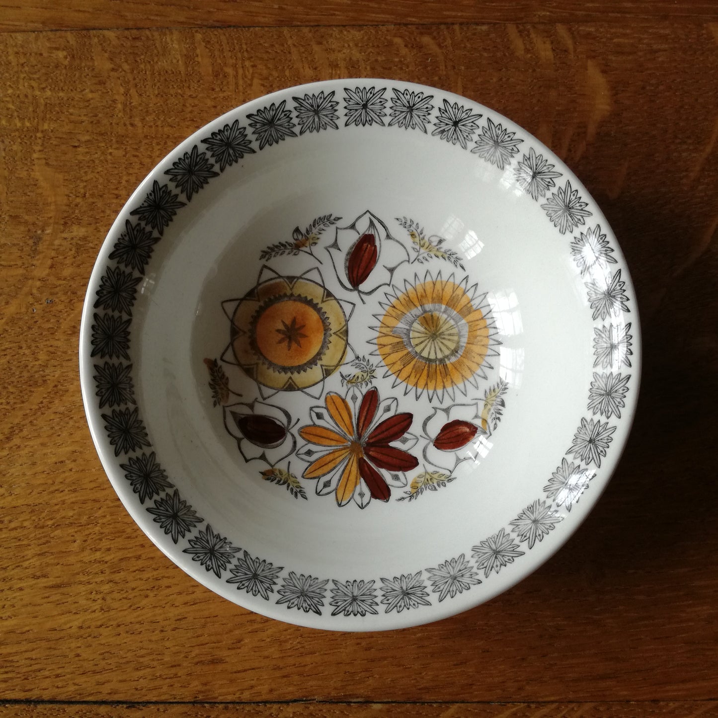 Coupelle à décor automnal modèle "Calypso" Broadhurst England