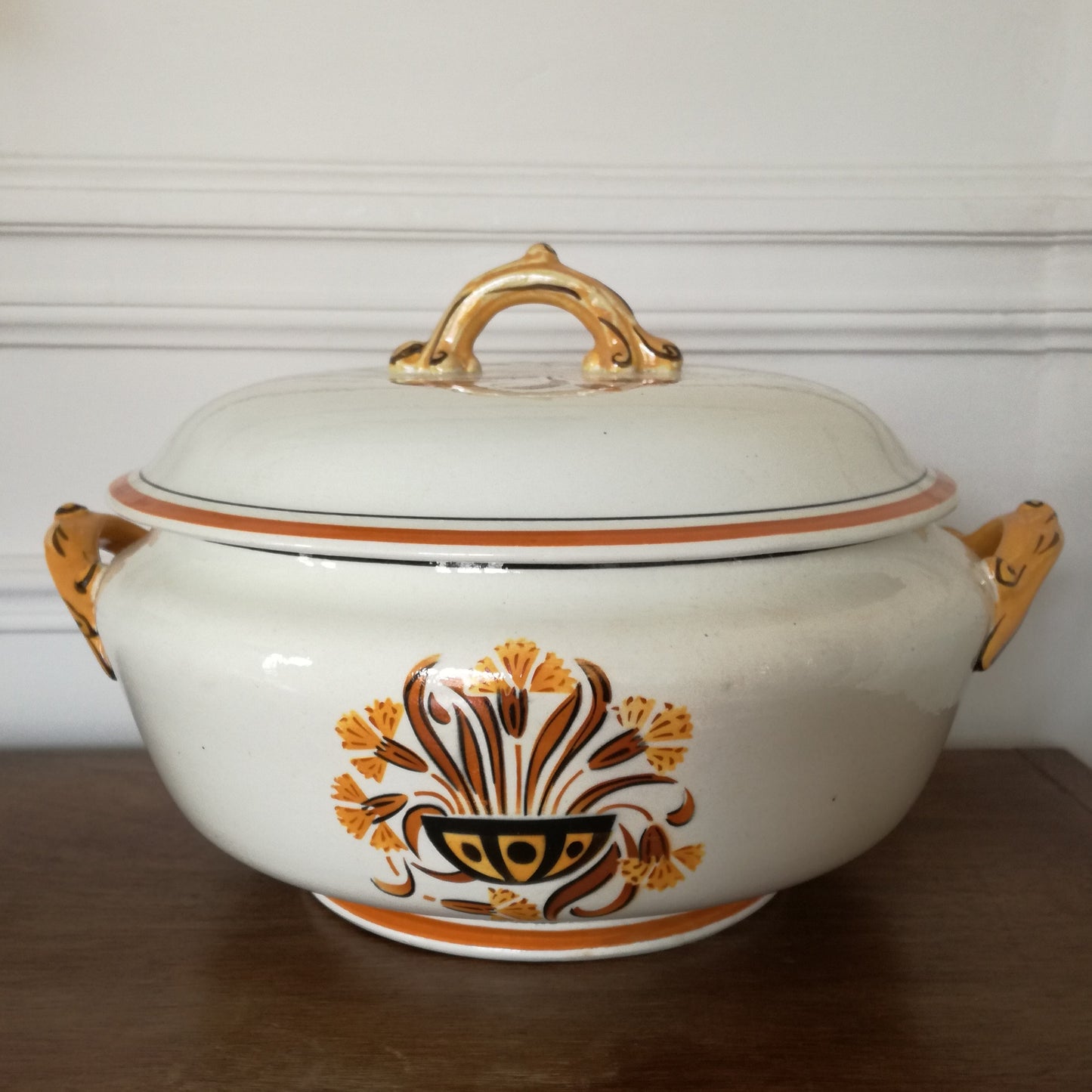 Grande soupière ancienne modèle Œillet de Creil & Montereau
