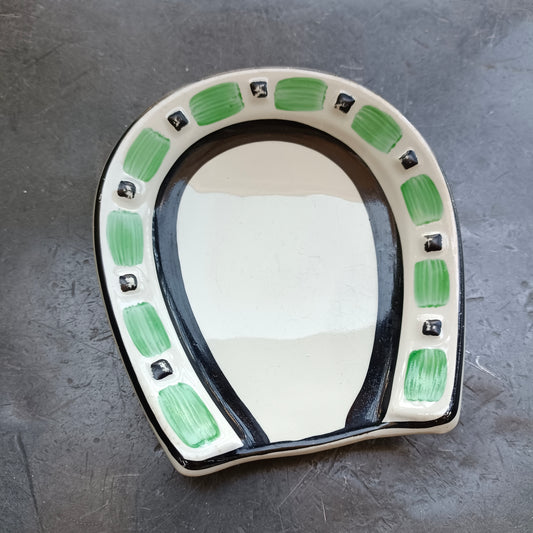 Petite coupelle en faïence Moulin des Loups forme fer à cheval