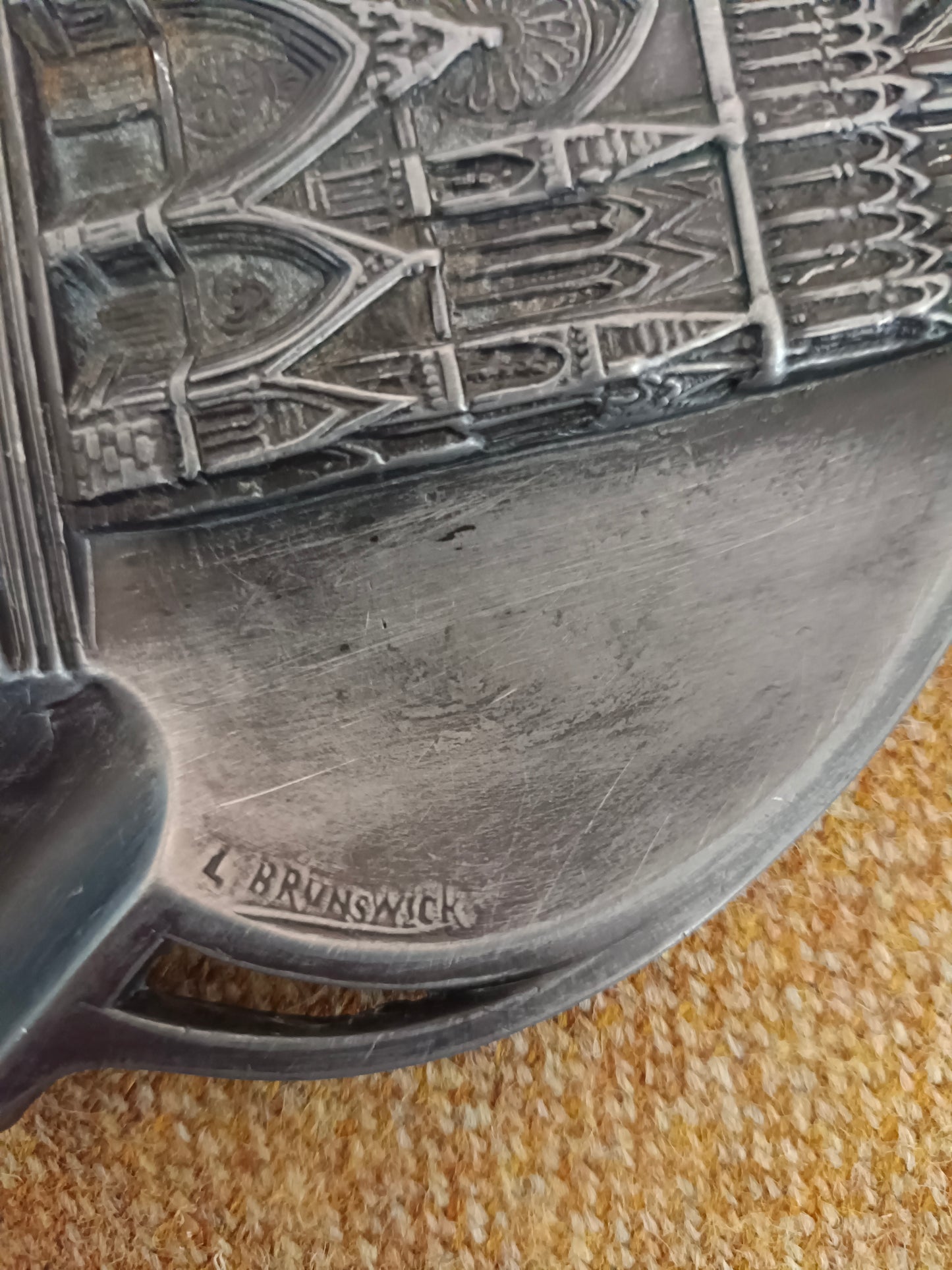 Cendrier Art Nouveau cathédrale de Reims signé Brunswick