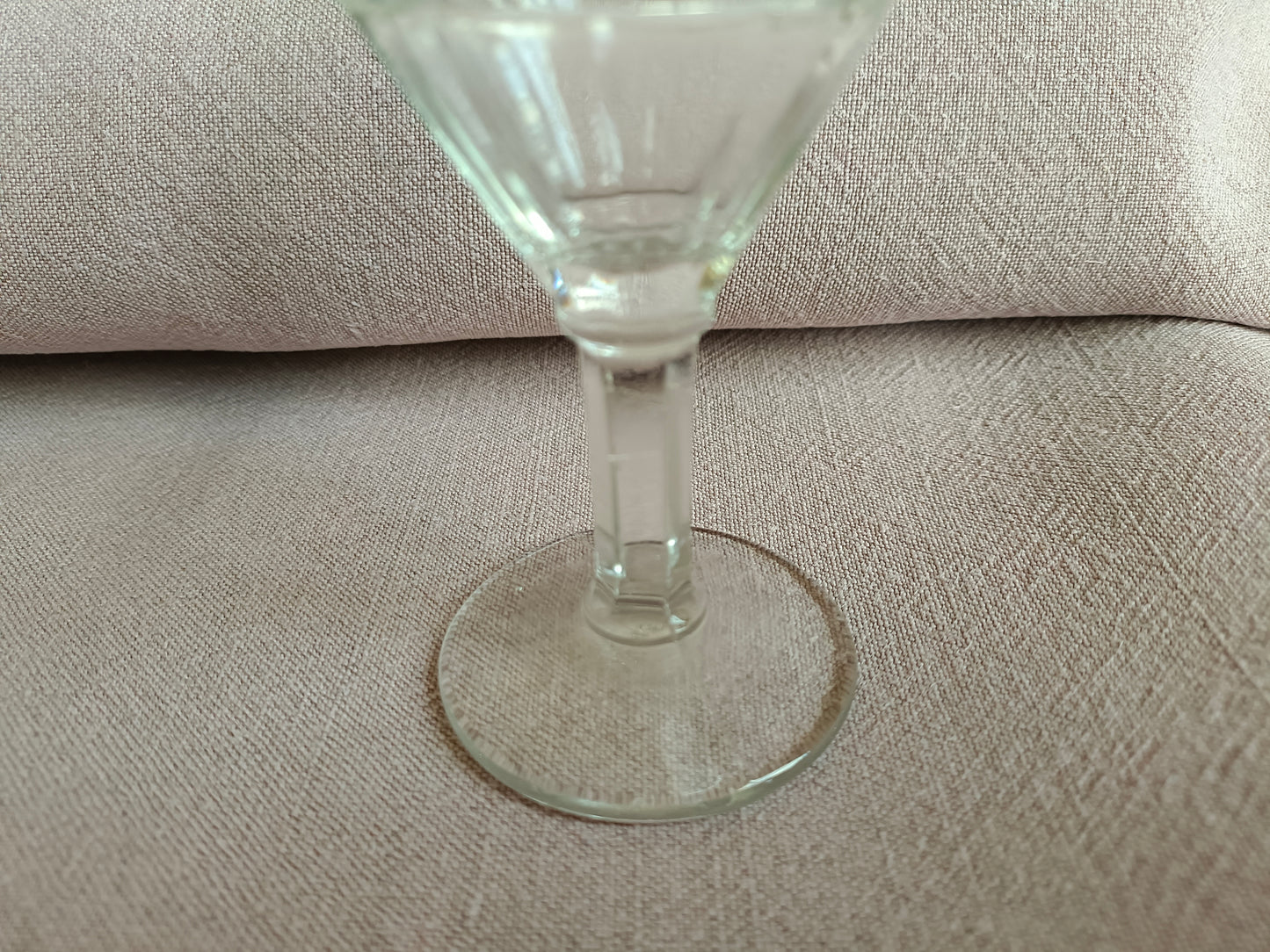 7 verres à liqueur de bistrot à pied