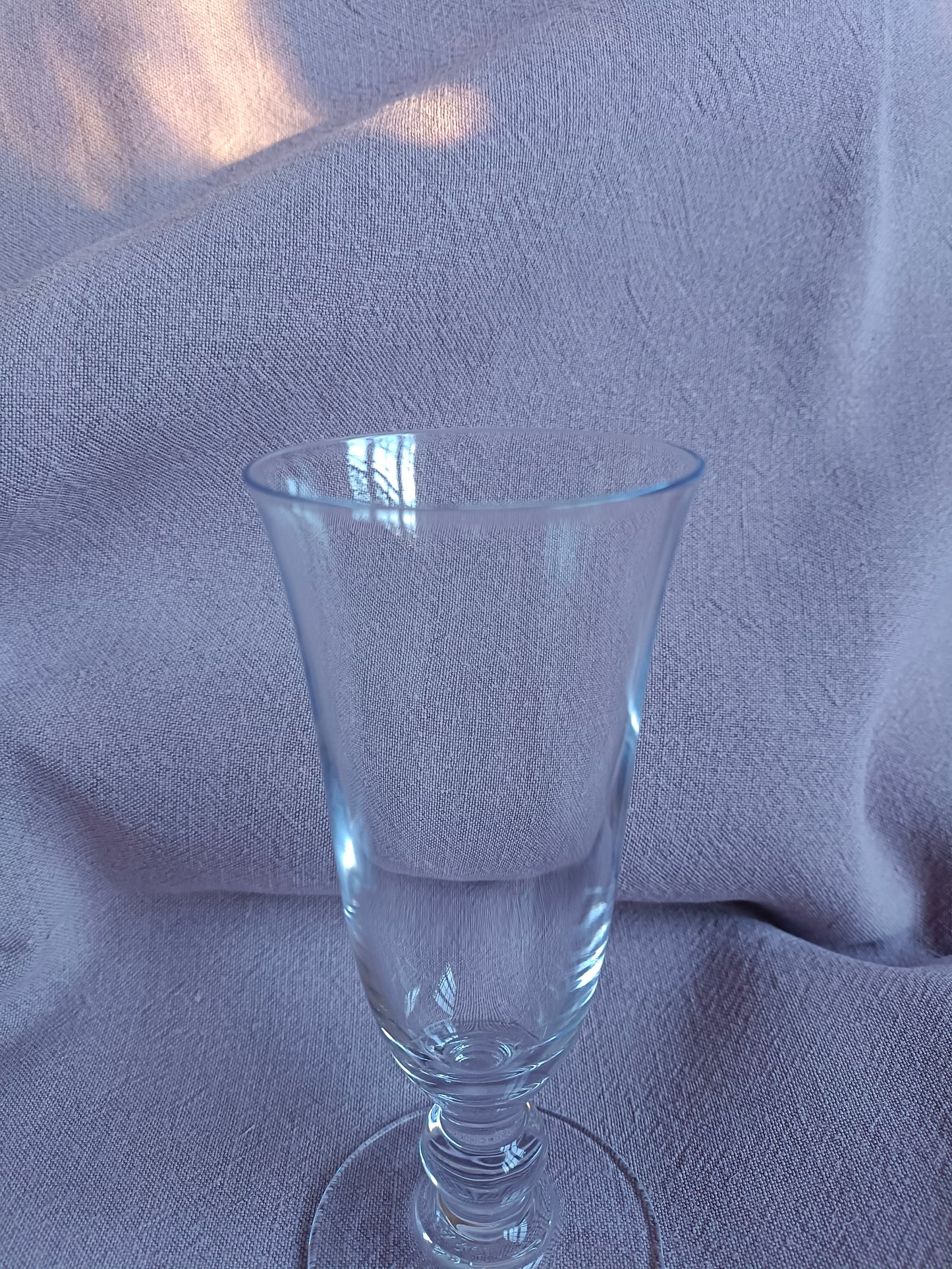 6 flûtes à champagne en verre forme tulipe