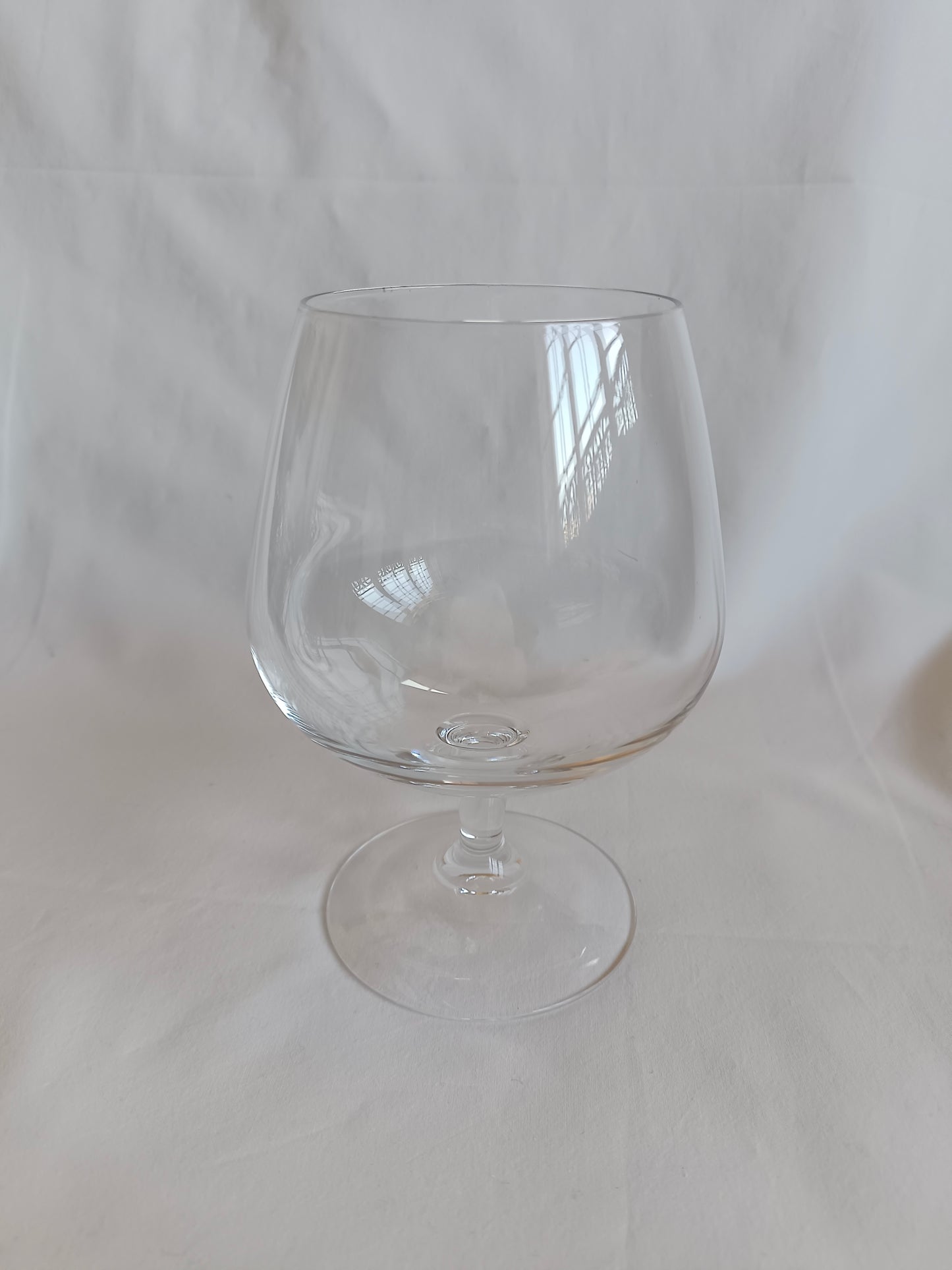 4 grands verres à vin de dégustation en cristal