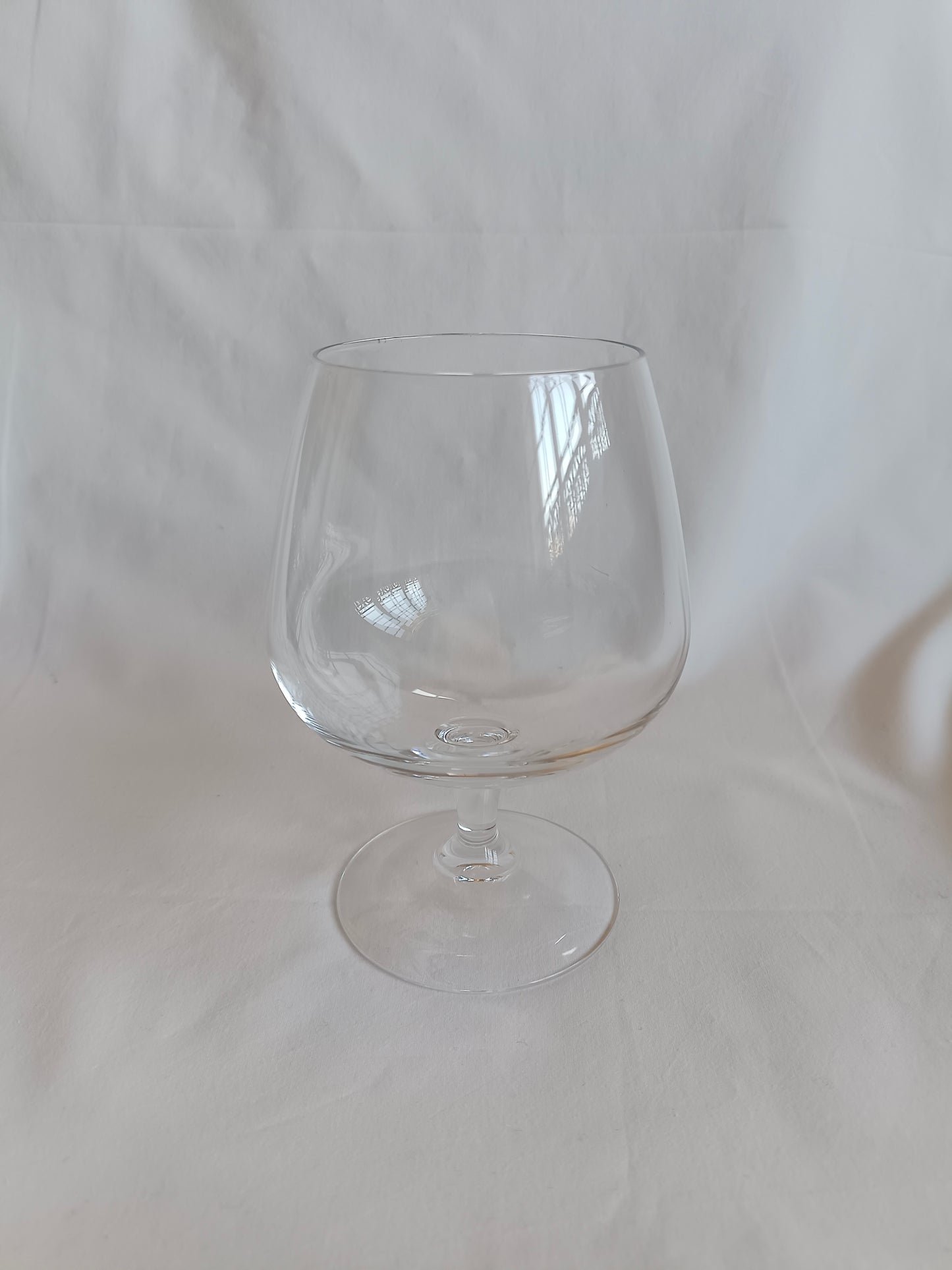 4 grands verres à vin de dégustation en cristal