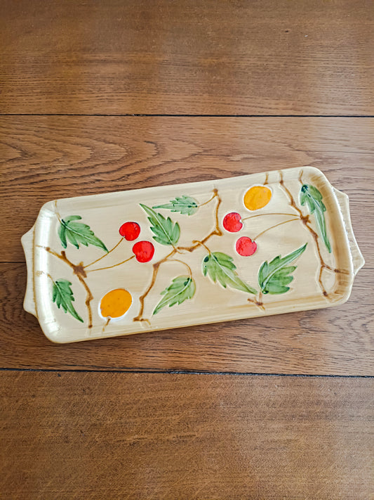 Plat à cake en céramique, décor cerises et abricots