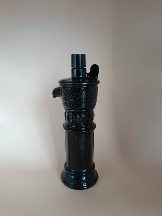 Bouteille de parfum Avon en opaline noire