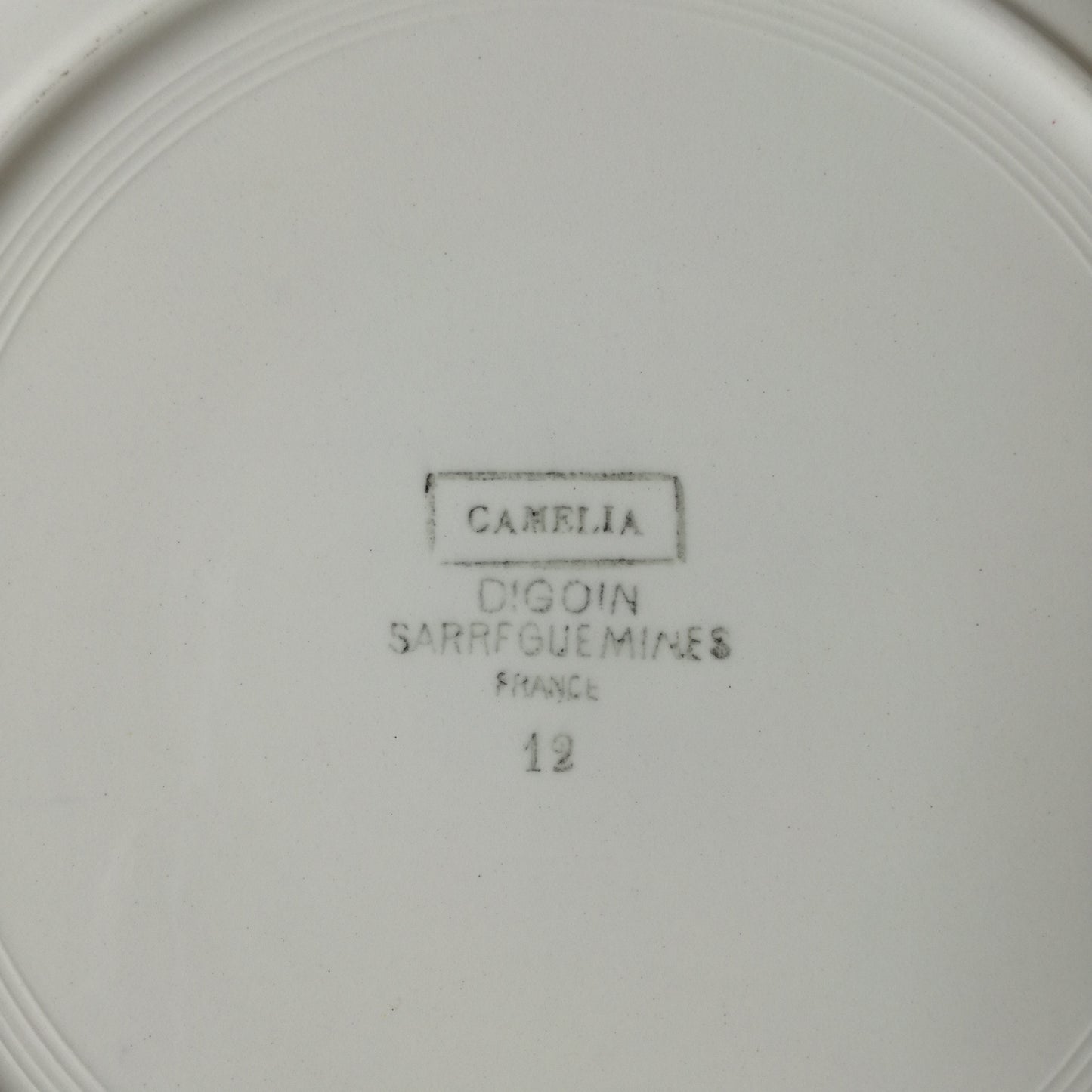 Plat Camélia Digoin & Sarreguemines