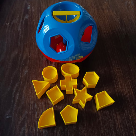 Jeu de formes  Tupperware Toy
