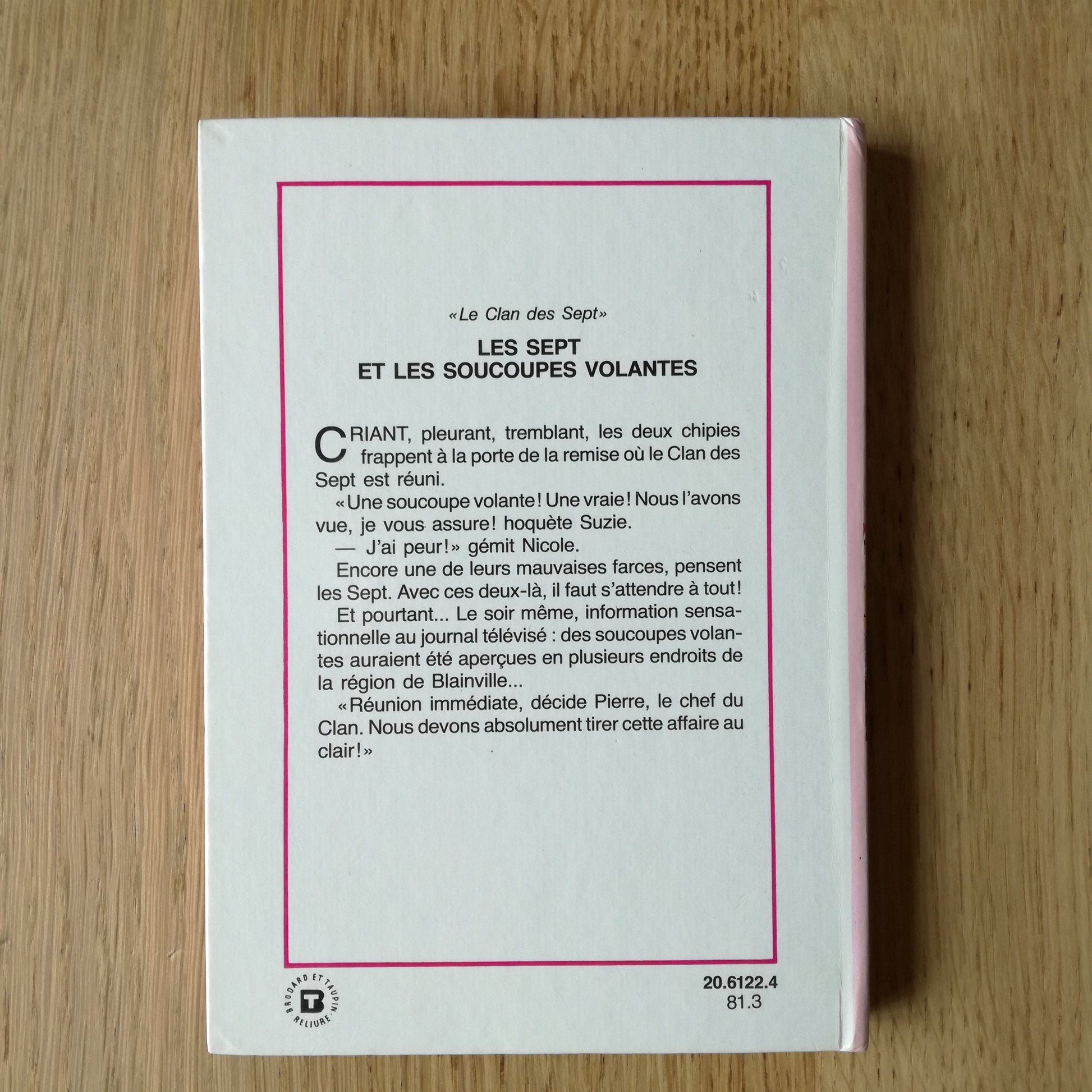 Livre jeunesse Le Clan des Sept 