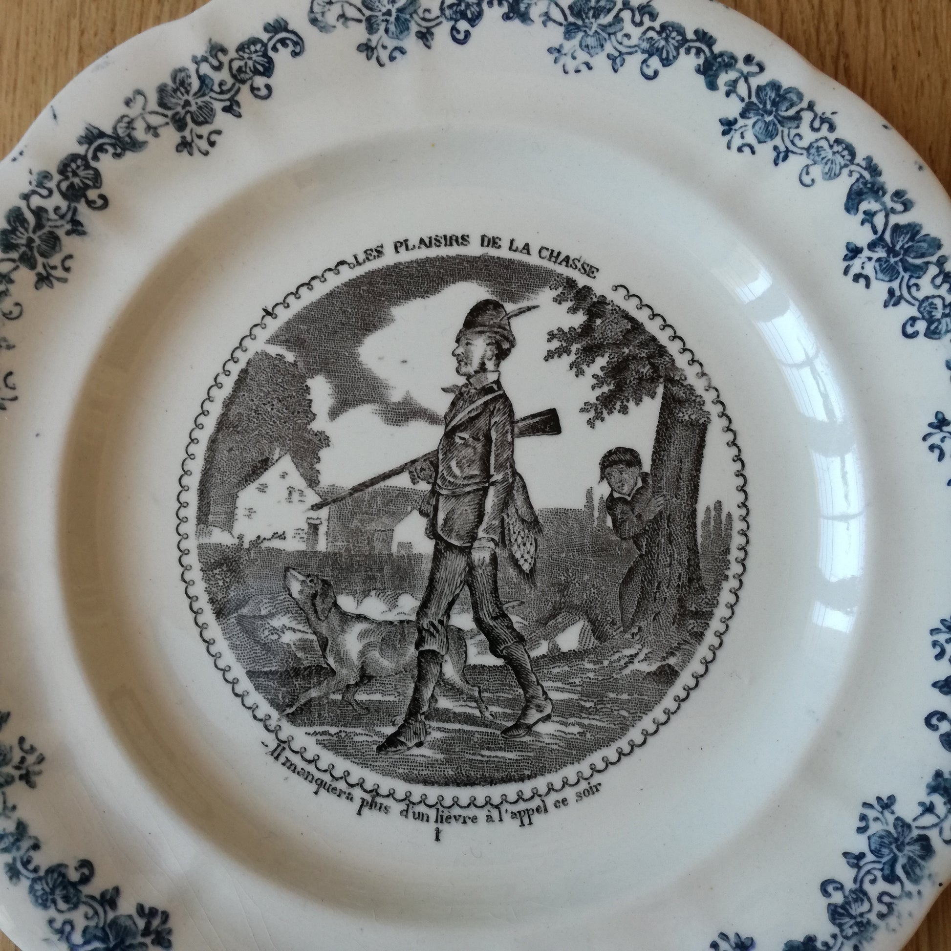 Assiette parlante Les plaisirs de la chasse Longwy