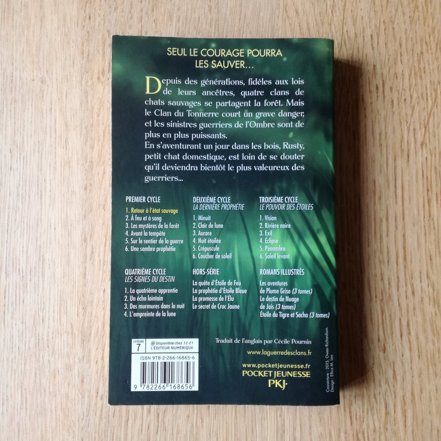 Livre jeunesse La Guerre des Clans Pocket