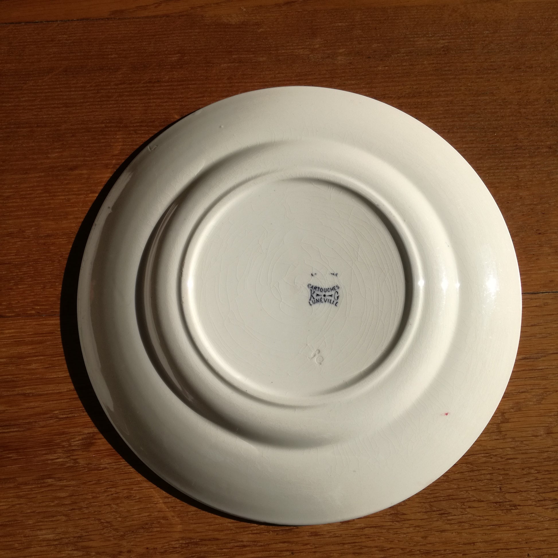 Assiette - grande plate Cartouches Lunéville (K & G - Keller & Guérin)
