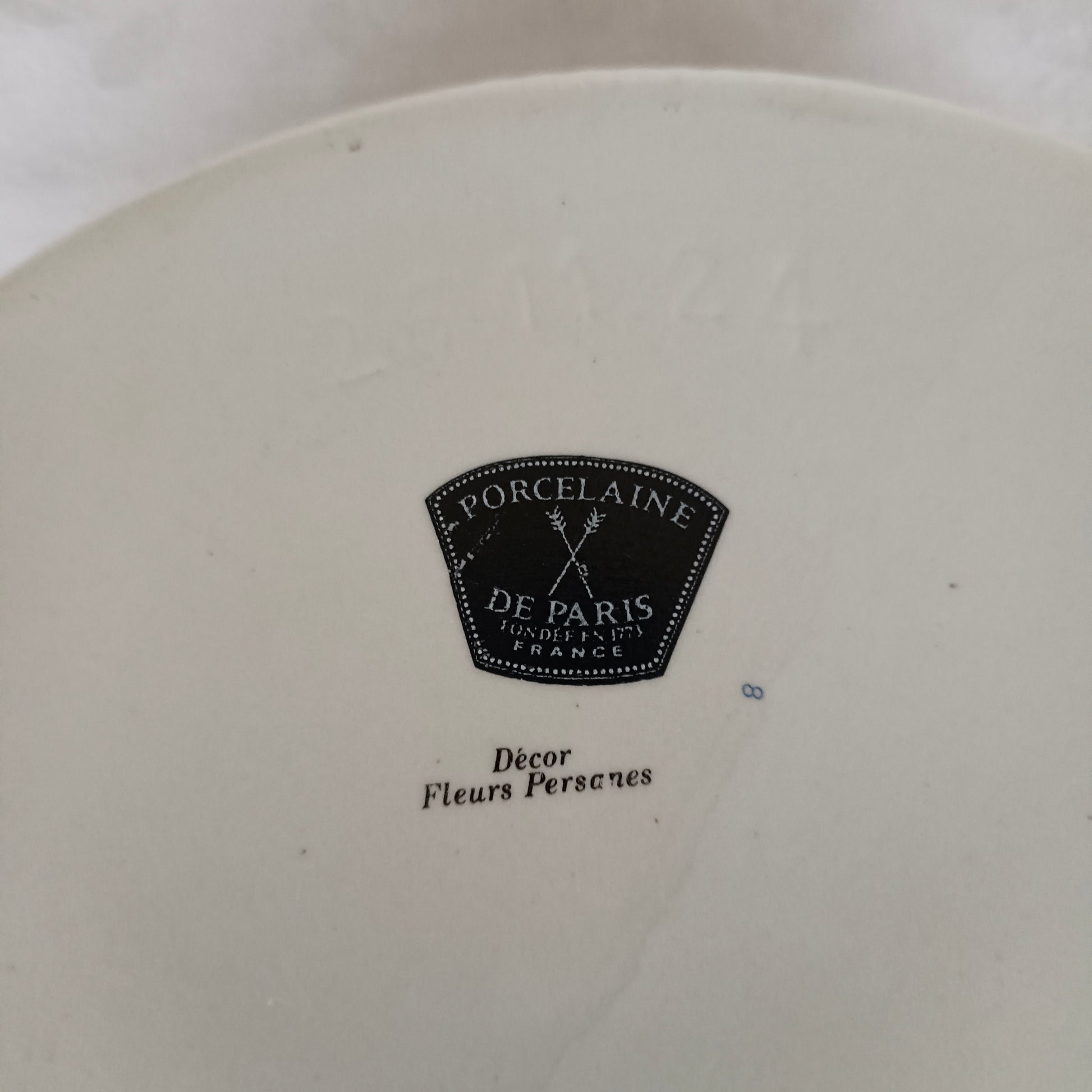 Vaisselle de cuisine Fleurs persanes Porcelaine de Paris