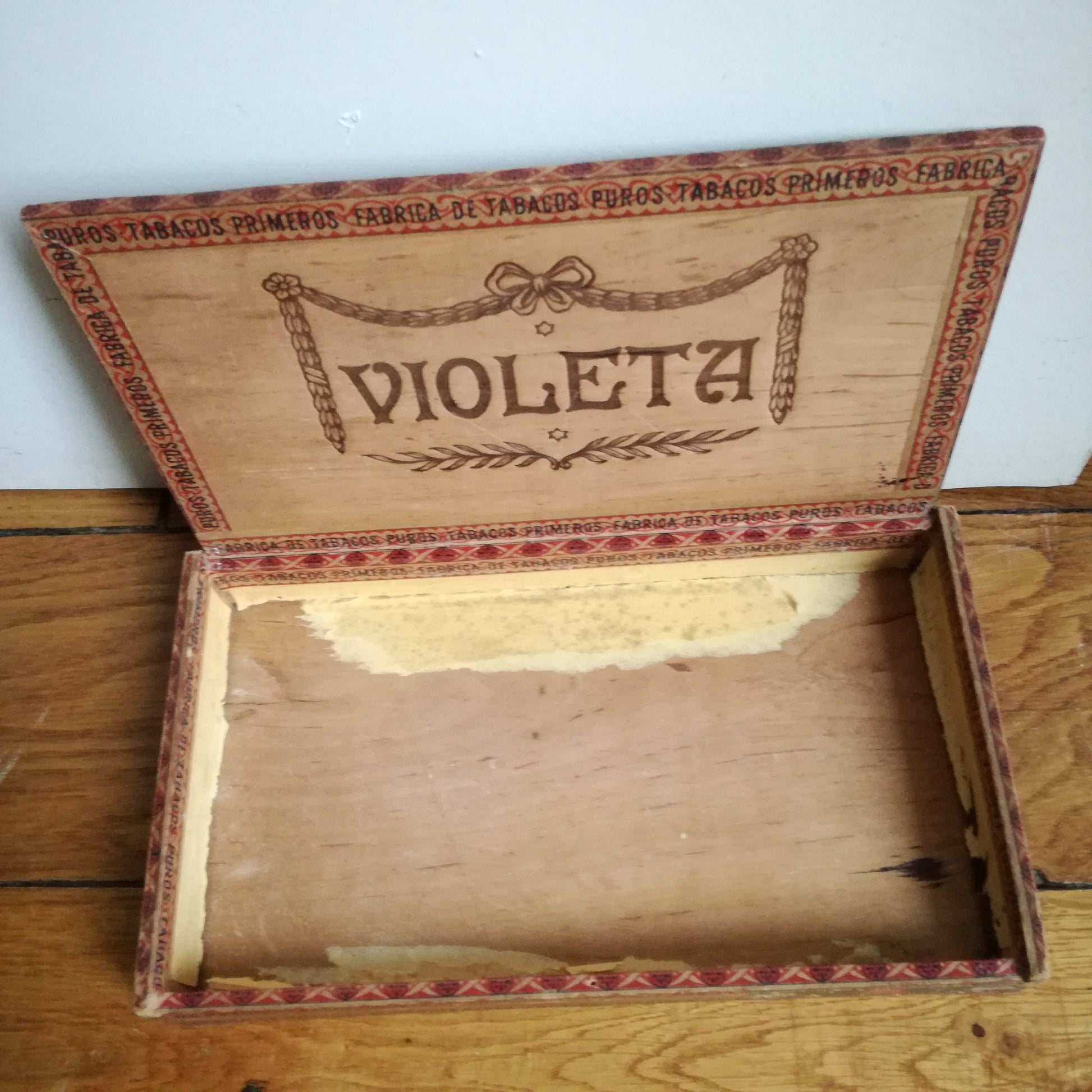 Étui / Boîte à cigarettes  