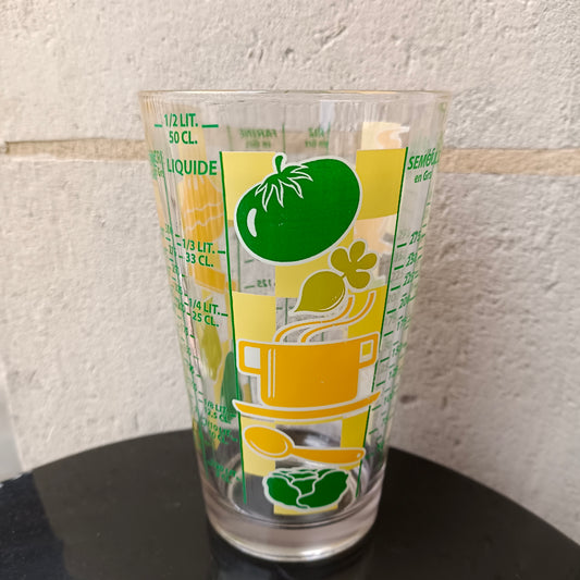 Verre mesureur (petit déjeuner et fruits et légumes)