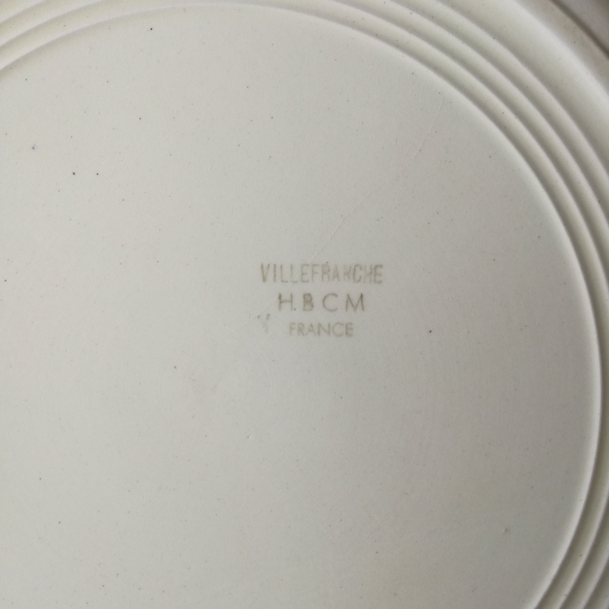 Plat  HBCM (Hippolyte Boulenger - Creil & Montereau)