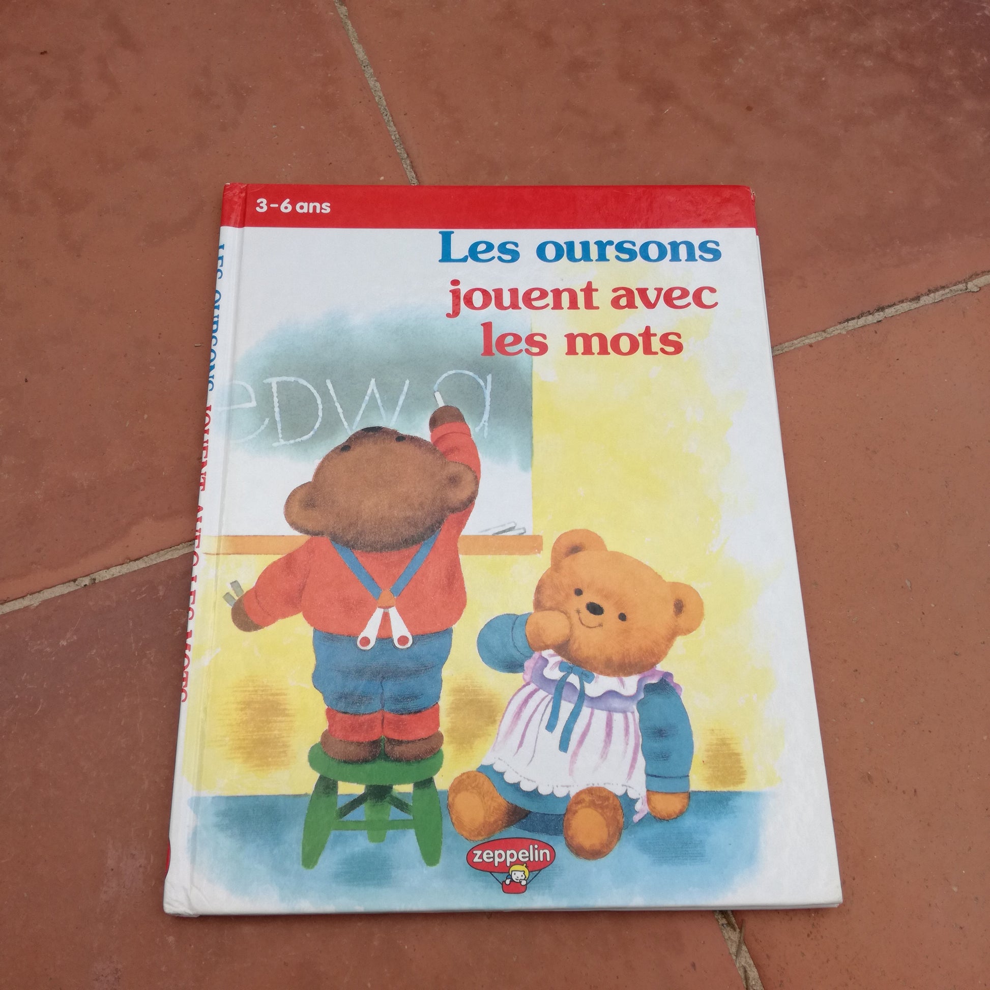 Livre jeunesse Les oursons... Zeppelin