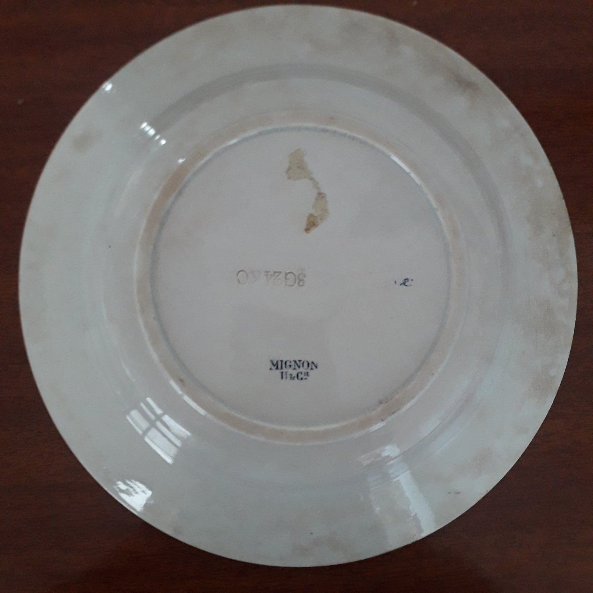 Assiette - creuse / calotte  