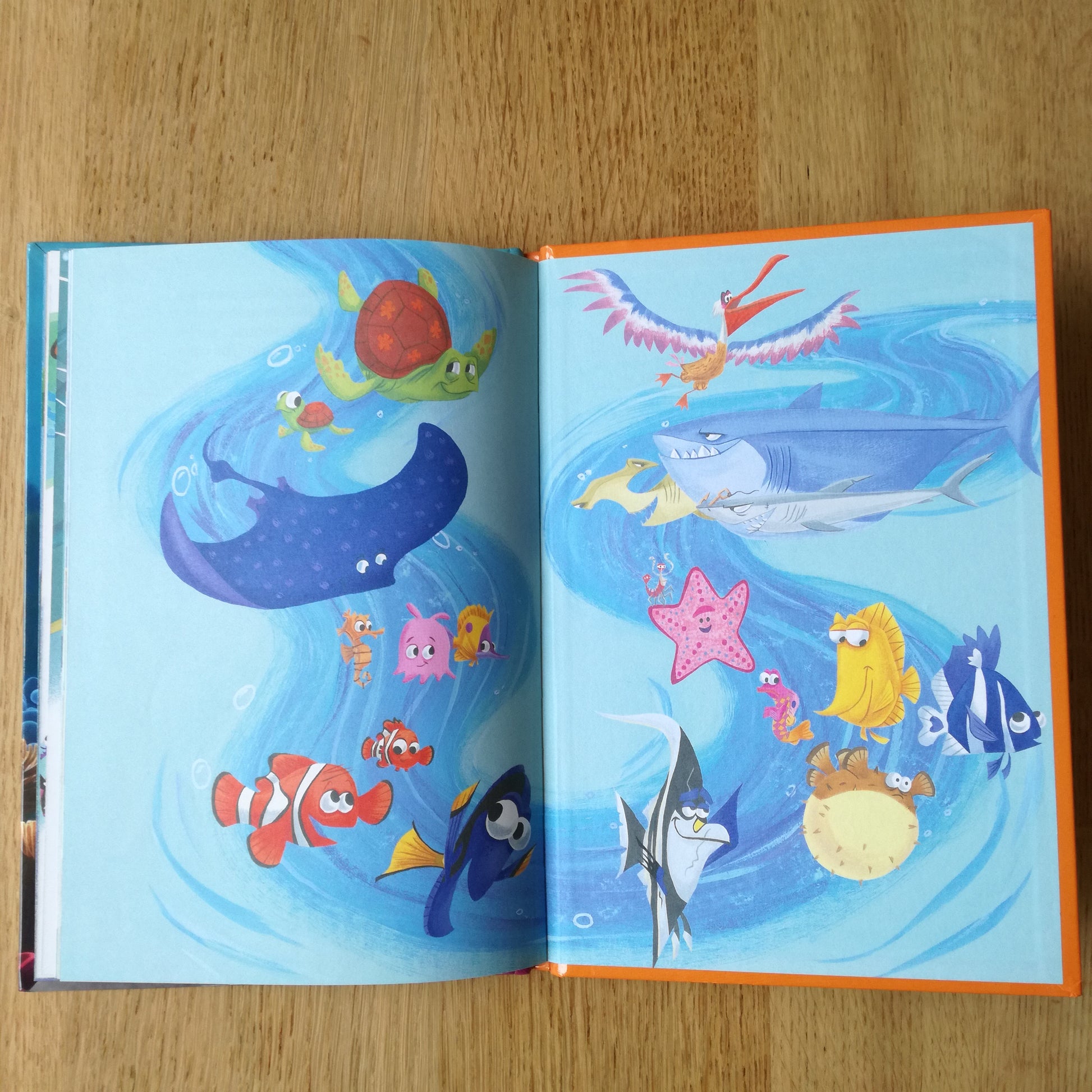 Livre jeunesse Disney Club du Livre Hachette